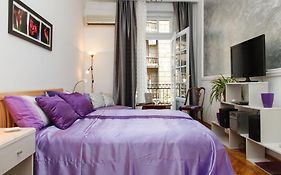 City Center Apartment With Balcony